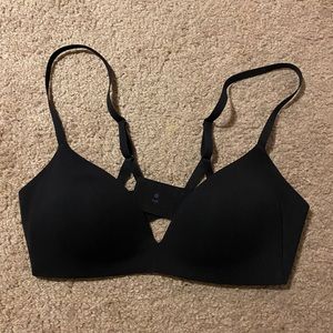 Black LULULEMON bra 34B